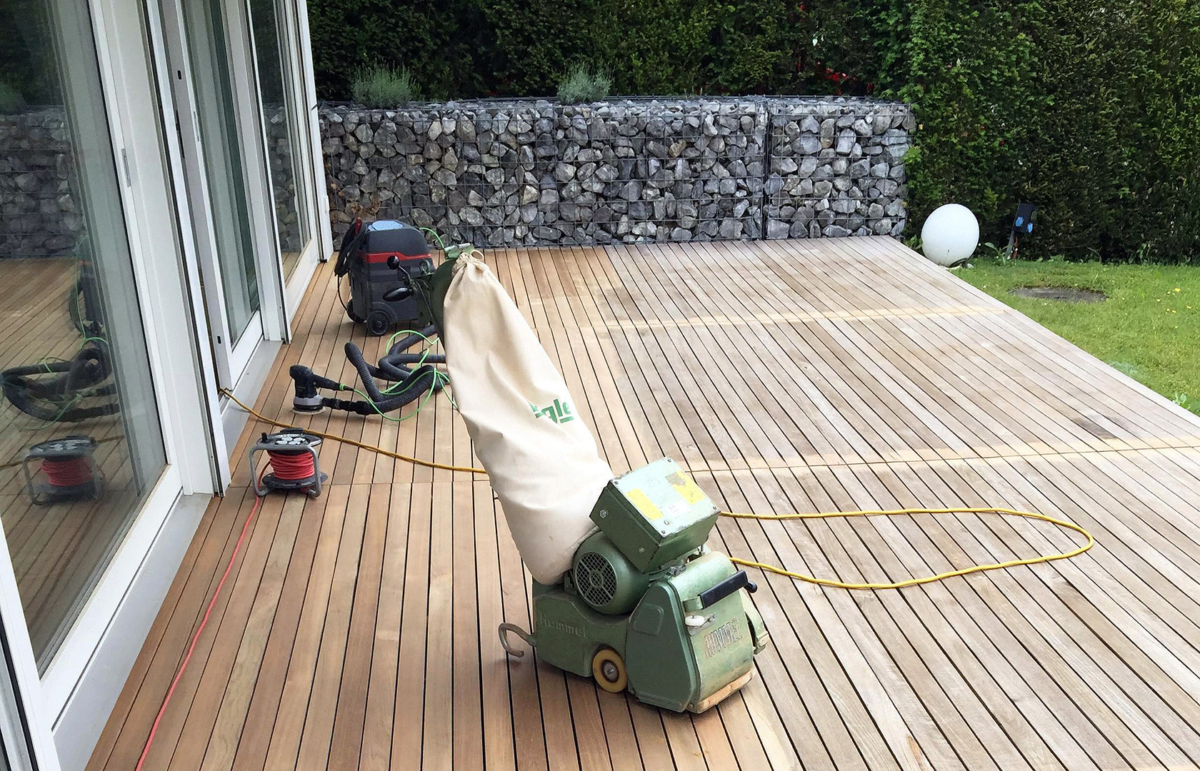 Kostengünstiges Schleifen Aussenparkett